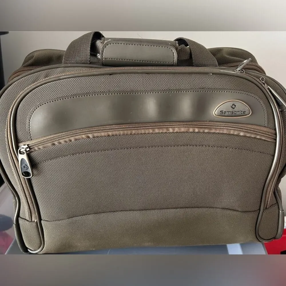 Samsonite Vintage Duffle Weekender Bag
